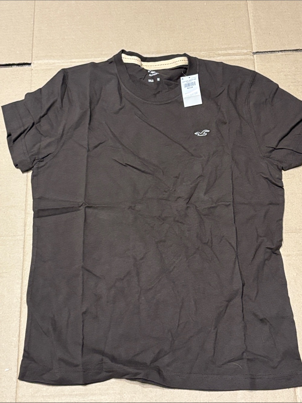 Hollister Men’s Crew Neck T-Shirt — Dark Brown